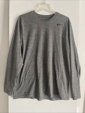 NIKE Dri-Fit Long Sleeve Sport T Shirt Top Grey Crew Neck